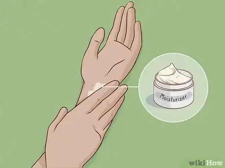 Image titled Get a Good Spray Tan Step 15