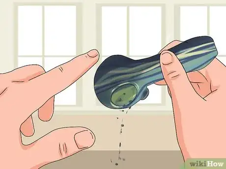 Image titled Clean a Glass Pipe Step 1