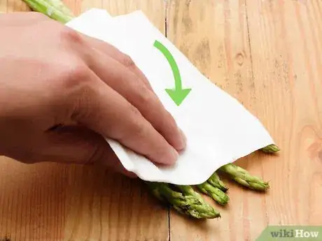 Image titled Clean Asparagus Step 3