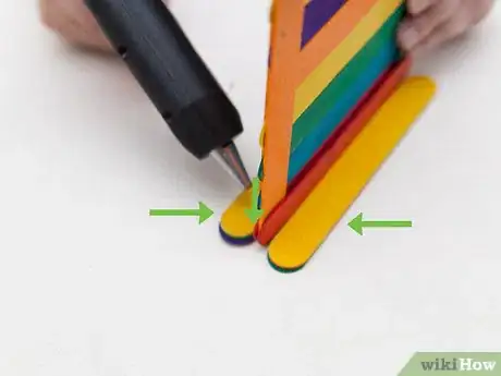 Image titled Make Photo Frames from Ice Cream Sticks Step 17
