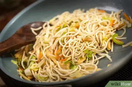 Image titled Make Chinese Noodles and Vegetables Step 6