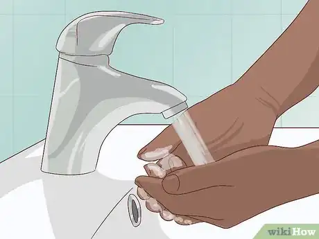 Image titled Use a Bulb Syringe on a Baby Step 4