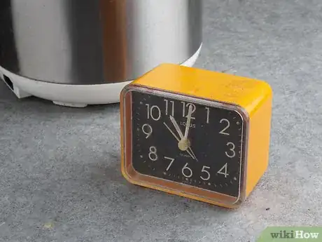 Image titled Make Crockpot Cocktails Step 10