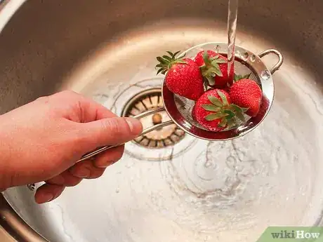 Image titled Make a Rainbow Smoothie Step 2