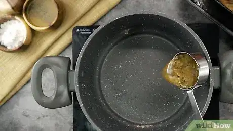 Image titled Make Turkey Gravy Step 1