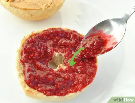 Image titled Make Peanut Butter Banana Bagels Step 16