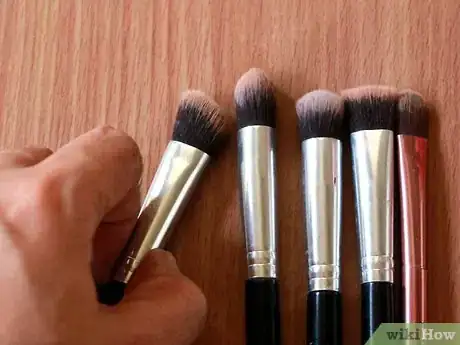 Image titled Apply Subtle Eyeshadow Step 2