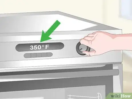 Image titled Use a Shaped Cake Pan Step 10