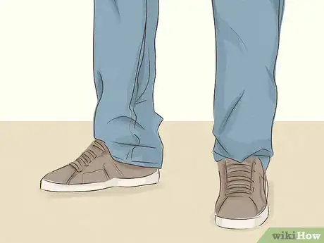 Image titled Pose for Pictures Step 6