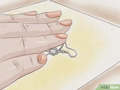 Image titled Buy Diamond Stud Earrings Step 9