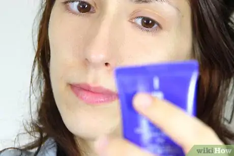 Image titled Apply Mineral Makeup Step 1