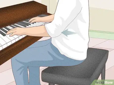 Image titled Play the C Major Arpeggio on the Piano Step 1