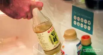Store Vinegar