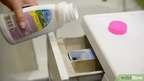 Image titled Make Clothes Look Vintage and Worn Step 15