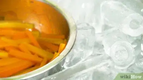 Image titled Make an Ice Bath for Cooking Step 8