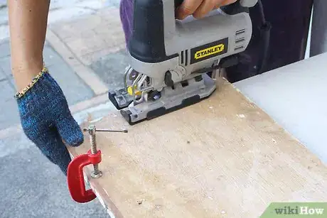 Image titled Make a Milk Crate Ottoman Step 7