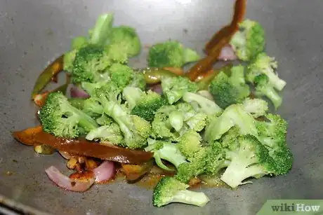 Image titled Make Broccoli and Capsicum Stir Fry Step 8