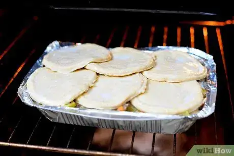 Image titled Make Gumbo Pot Pie Step 10