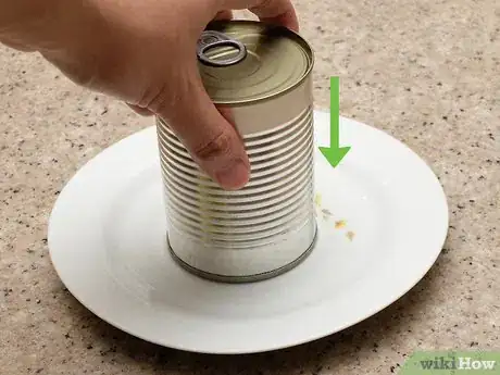 Image titled Make Cake in a Can Step 12