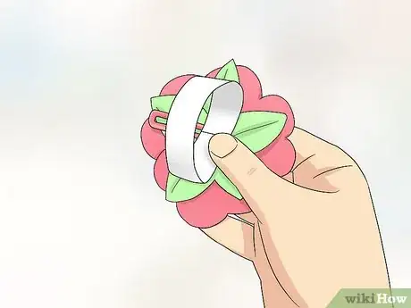 Image titled Hang Paper Flowers Step 5