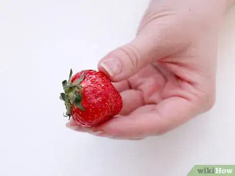 Image titled Hull Strawberries Step 11