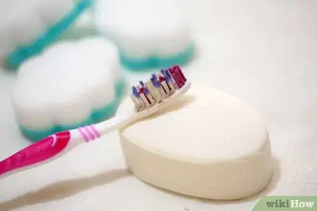 Image titled Clean Converse Shoes Using a Magic Eraser Step 2