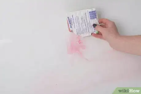 Image titled Remove Paint from an Acrylic Tub or Bath Step 5