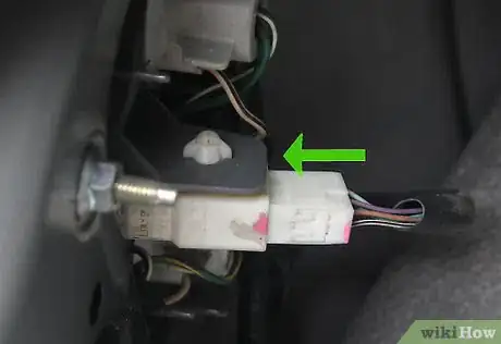 Image titled Fix a Burned Out Signal Bulb Step 12