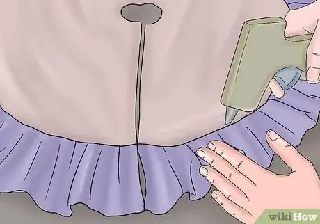 Image titled Make a No‐Sew Ruffled Tree Skirt Step 15