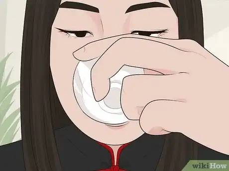 Image titled Hold a Chinese Tea Cup Step 5