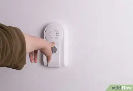 Image titled Prevent Mold in Laundry Room Step 4