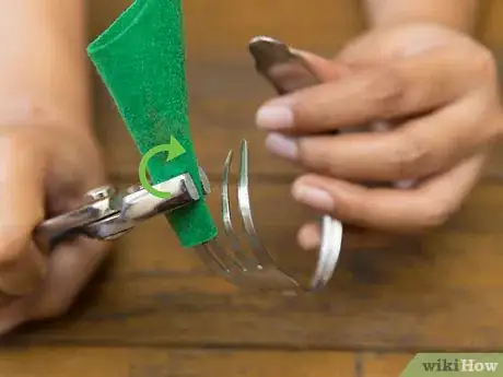 Image titled Make a Fork Bracelet Step 6