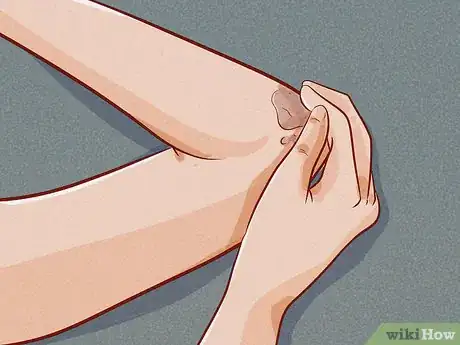 Image titled Fake a Tan Step 5