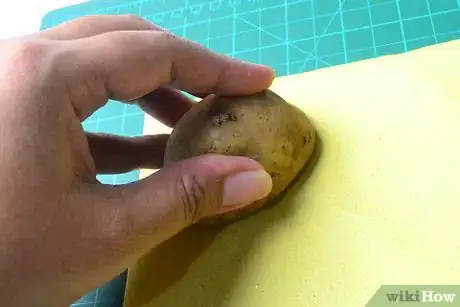 Image titled Make Stamped Wrapping Paper Step 8