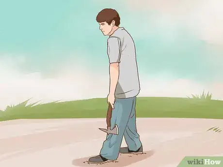 Image titled Throw a Tomahawk Step 8