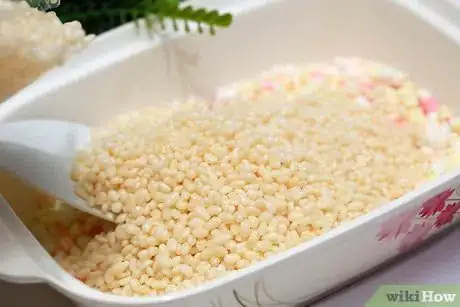 Image titled Make Layered Rice Krispie Treats Step 12
