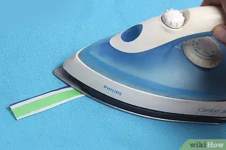 Image titled Make a Bow Tie for Your Cat Step 12