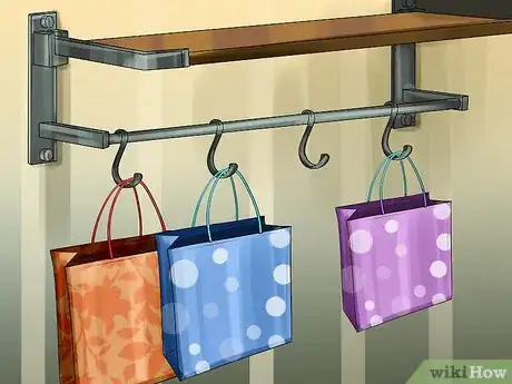 Image titled Store Gift Bags Step 6
