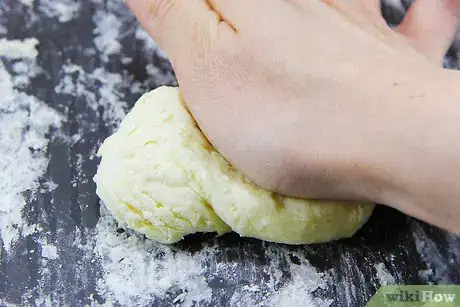 Image titled Create Shaving Cream Rain Clouds Step 13