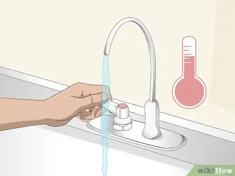 Image titled Clean a Growler Step 1