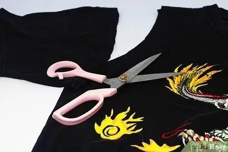 Image titled Make a Bag from a T Shirt Step 2
