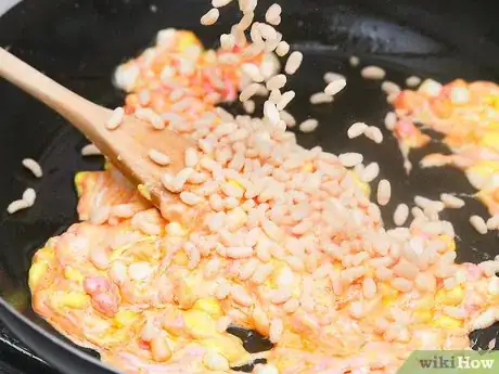 Image titled Make Rice Crispy Cakes Step 4