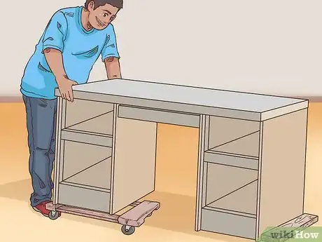Image titled Move an Oak Desk By Yourself Step 4