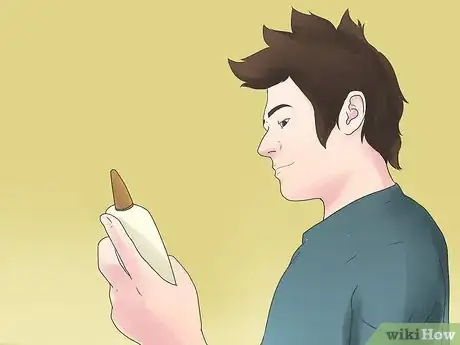 Image titled Glue Wood Together Step 9