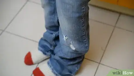 Image titled Make Clothes Look Vintage and Worn Step 20