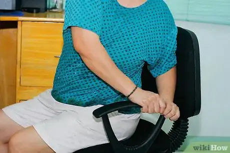 Image titled Exercise While Using Your Computer Step 15Bullet1