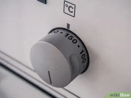 Image titled Create a Macaron Cake Step 11