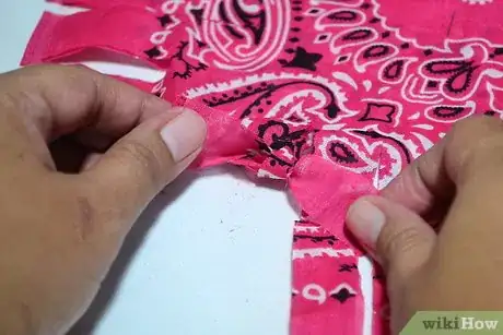 Image titled Make a Pillow Out of a Bandana Step 10