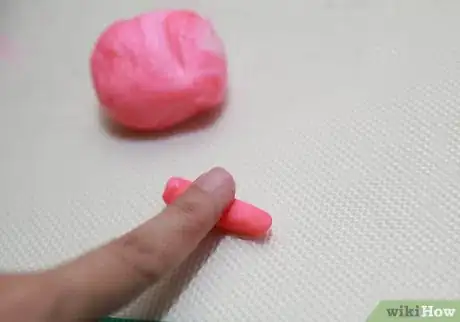 Image titled Make Edible Makeup Cake Decorations Step 7