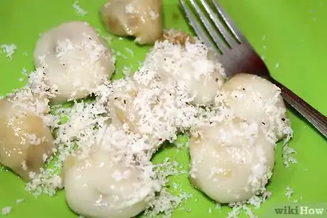 Image titled Make Burmese Sticky Rice Balls Step 7